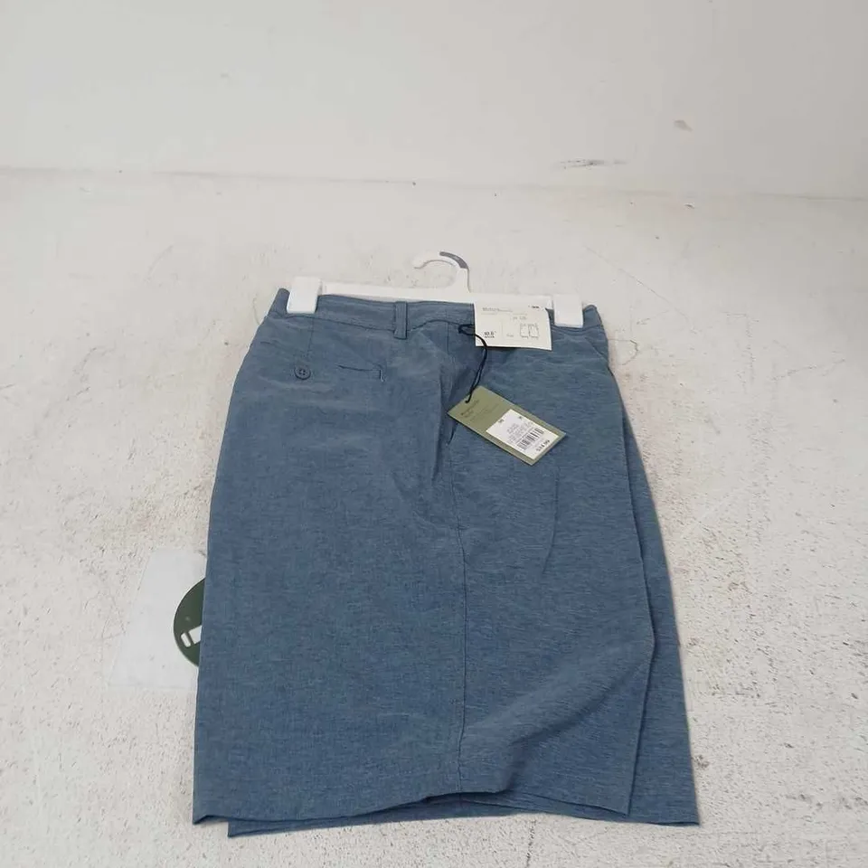BOX OF APPROXIMATELY 20 ASSORTED CLOTHING TO INCLUDE: GOODFELLOW AND CO SHORTS 