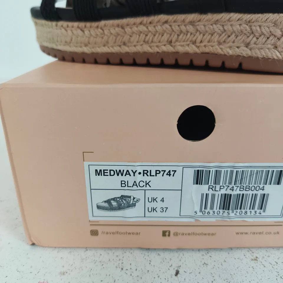 RAVEL MEDWAY RLP747 BLACK SANDALS – UK4 (EU37)