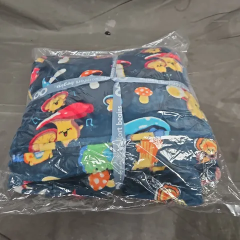 SEALED OODIE OVERSIZED HOODED BLANKET - MUSHROOM