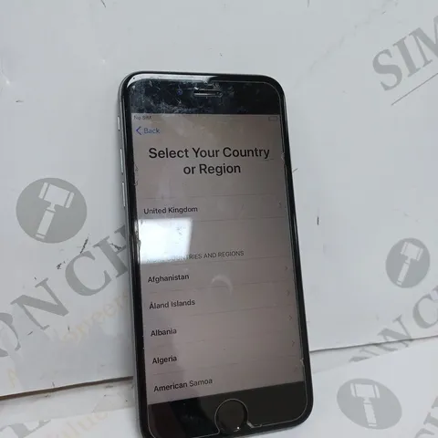 APPLE IPHONE 6 IN SILVER
