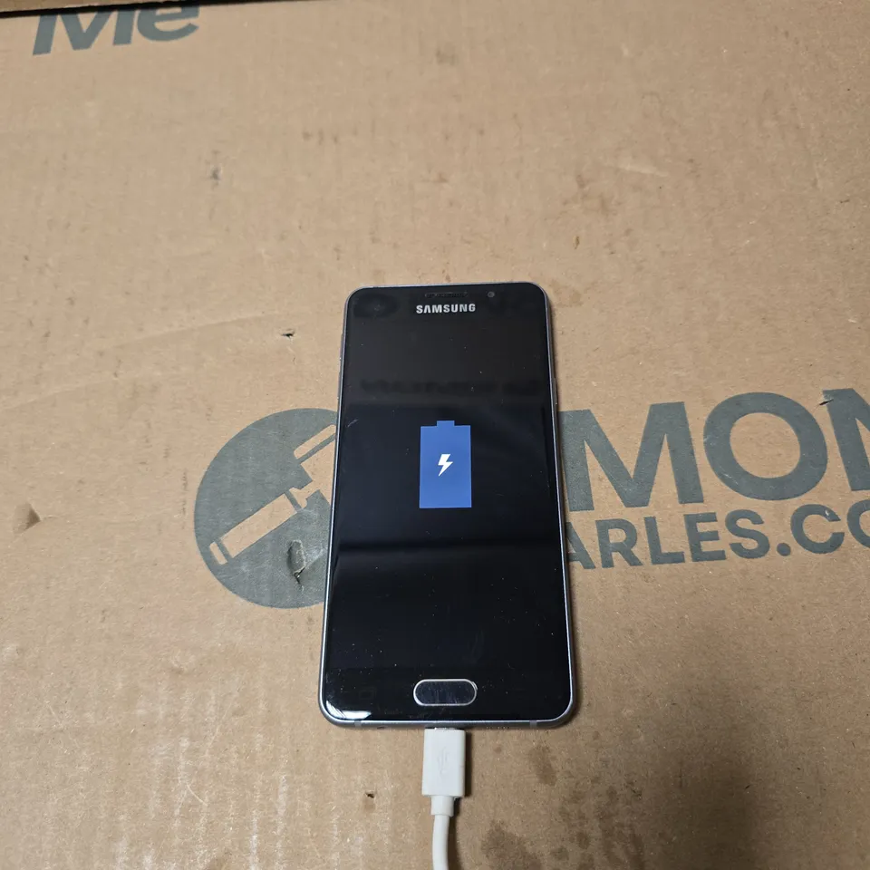 SAMSUNG GALAXY A3 SMARTPHONE