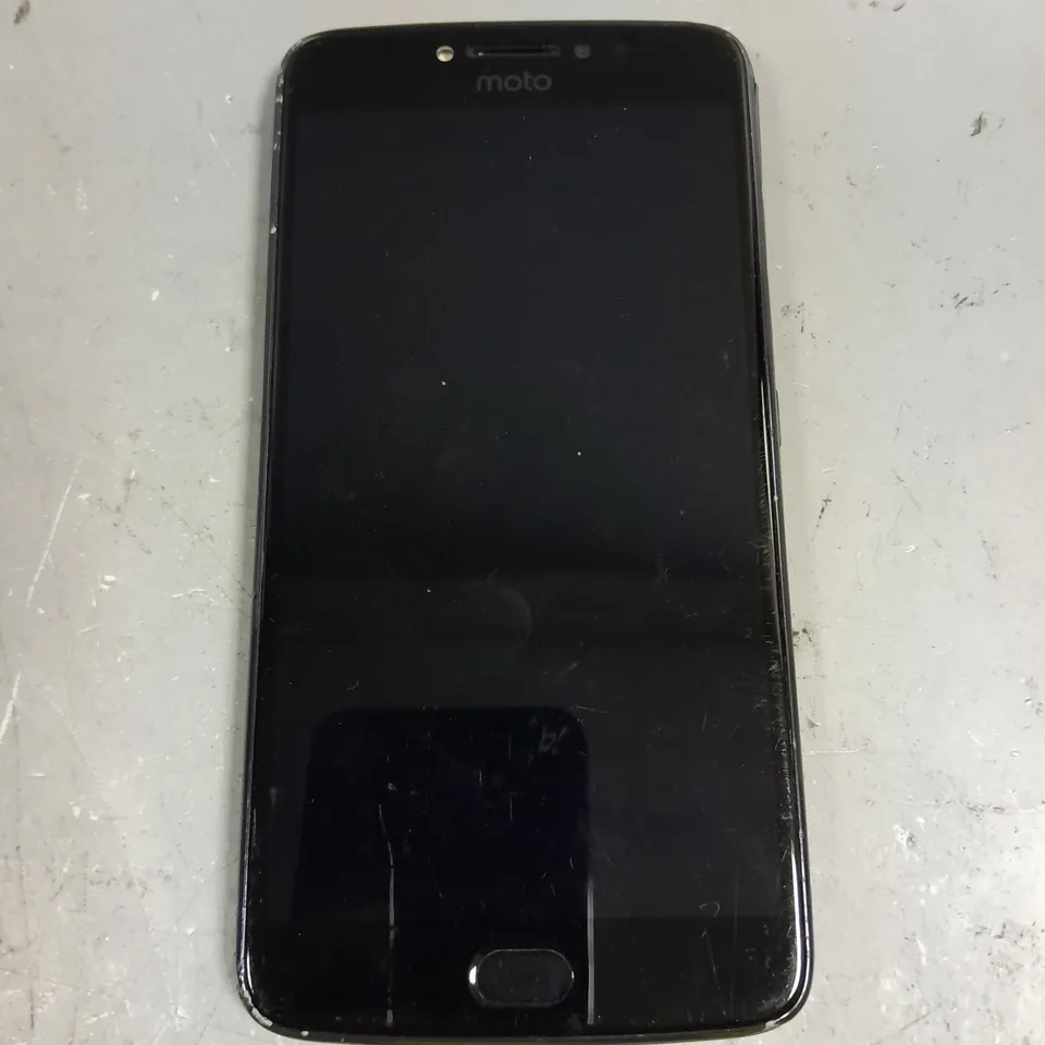 MOTOROLA MOTO SMARTPHONE - MODEL UNSPECIFIED 