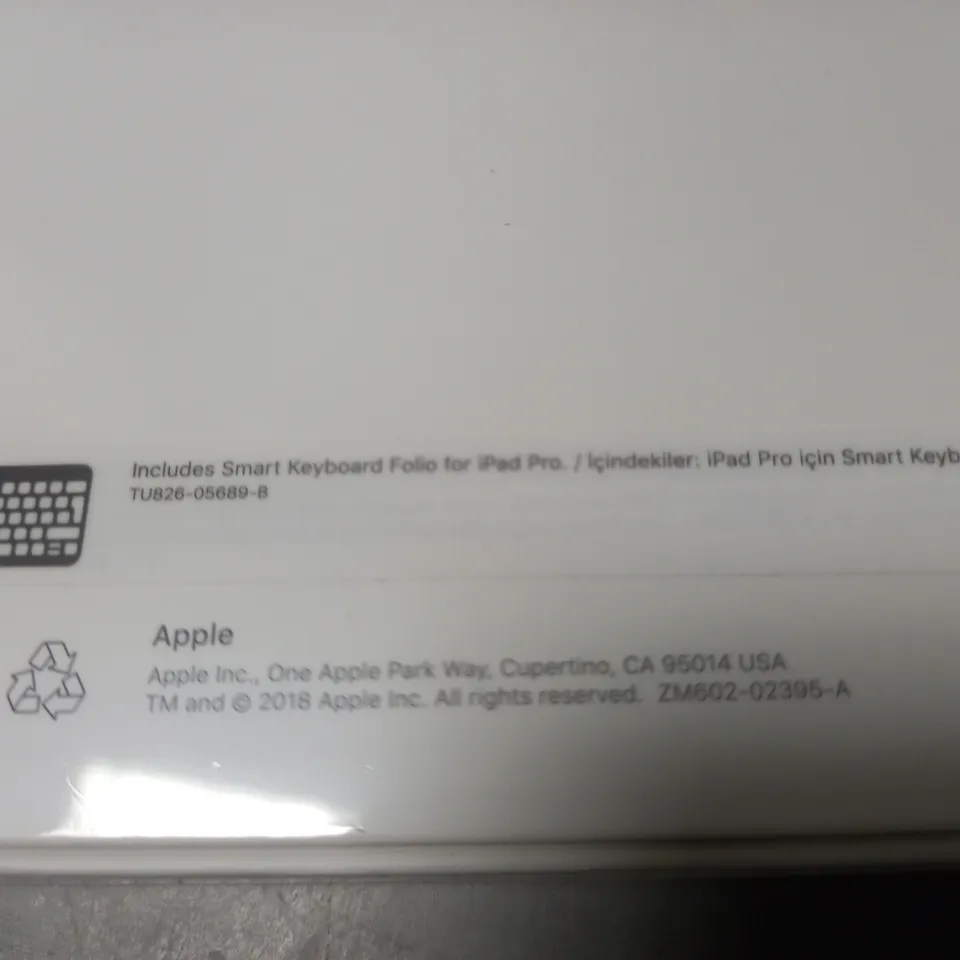 SEALED IPAD PRO 12.9" SMART KEYBOARD FOLIO - A2039