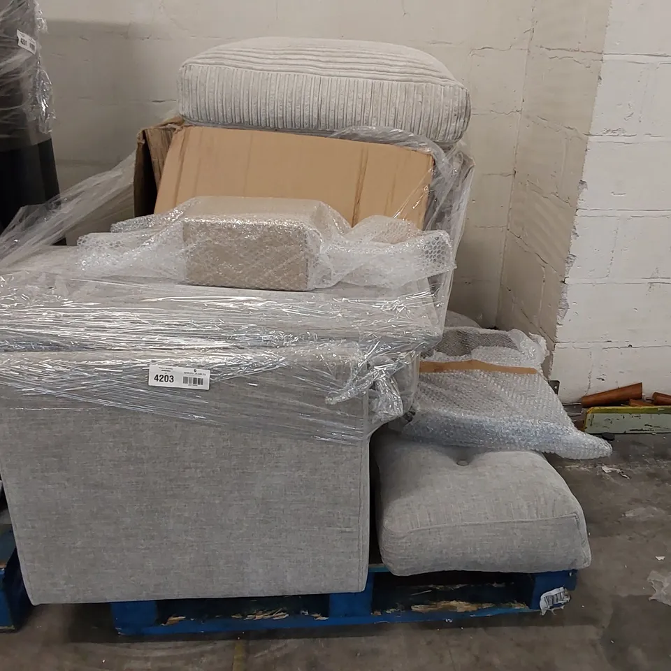 PALLET OF ASSORTED SOFA/FURNITURE PARTS