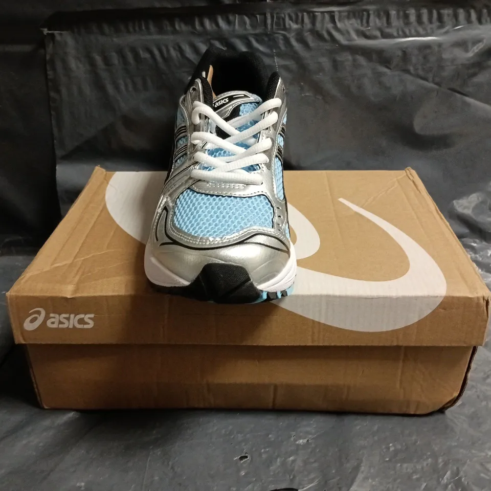 BOXED PAIR OF ASICS GEL-KAYANO 14 TRAINERS IN BLUE/SILVER/BLACK SIZE UK 9