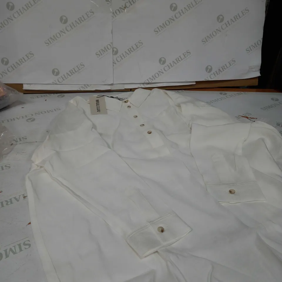 WULU:LUU BUTTONED TOP SIZE 8