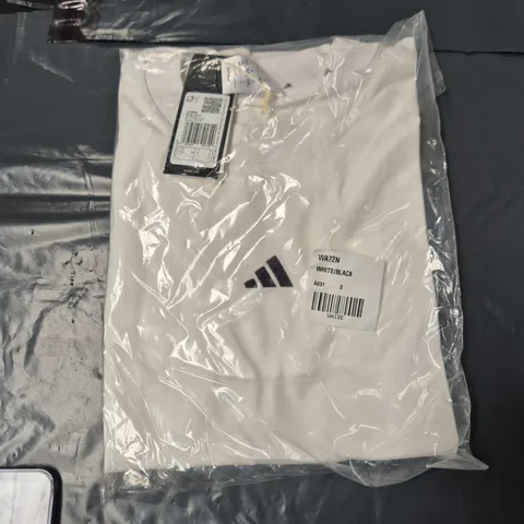 ADIDAS WHITE T-SHIRT WITH BLACK STRIPES – SIZE S