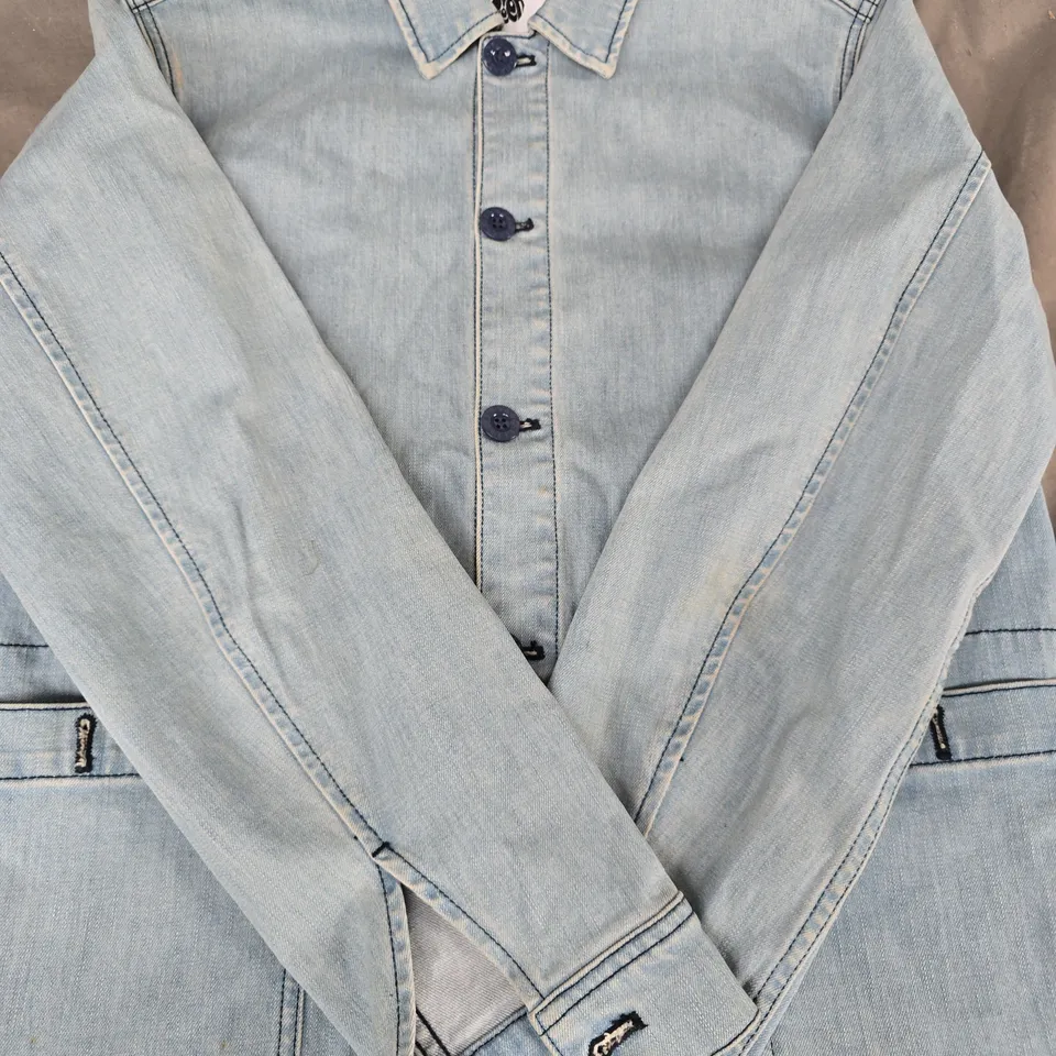 PRETTY GREEN LONG SLEEVE DENIM CHORE JACKET IN BLUE SIZE MEDIUM