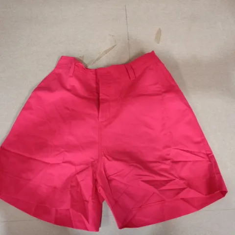 RED SHORTS.(SIZE SMALL)