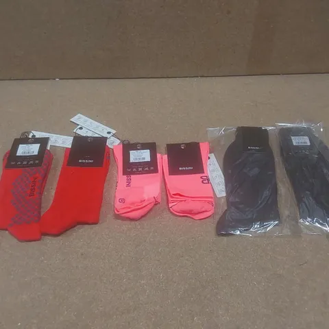 BOX TO CONTAIN A LARGE QUANTITY OF BRAND NEW PAIRS OF BISSINI CYCLING SOCKS - COLOURS AND SIZES VARY // 1 PAIR PER PACK