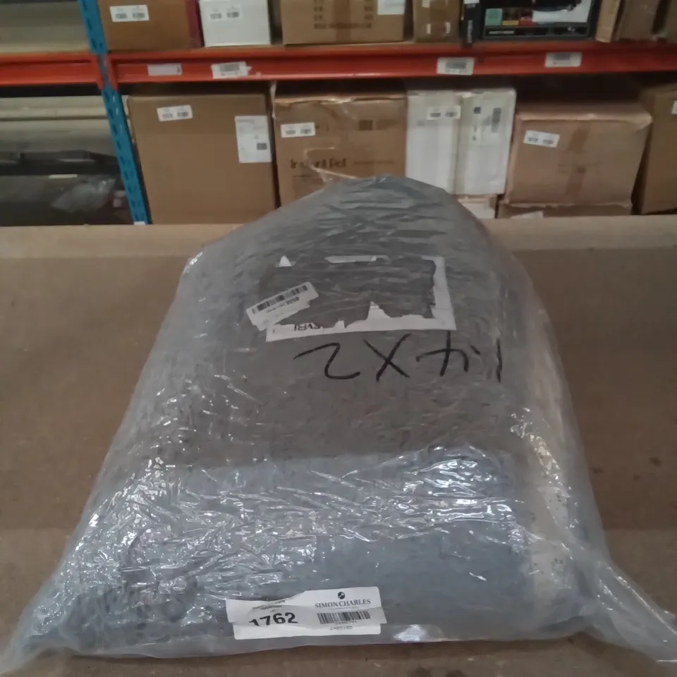 PACKAGED GREY FURY BLANKET 