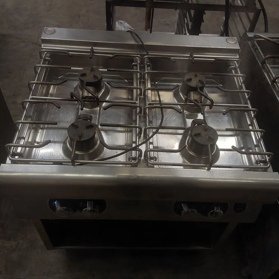 BONNET 4 BURNER HOB ON PEDESTAL