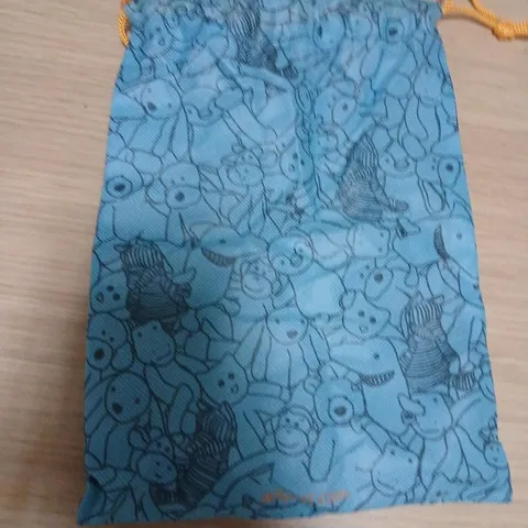 LARGE QUANTITY OF BLUE PATTERNED DRAWSTRING POUCH