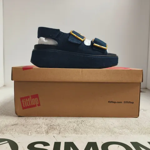 BOXED PAIR OF FITFLOP GEN-FF MAX BUCKLE DENIM BACK-STRAP SANDALS IN DARK DENIM SIZE UK 5