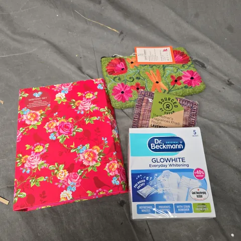 APPROXIMATELY 15 ASSORTED HOUSEHOLD ITEMS TO INCLUDE WRITING SET, POUCH, GLOWHITE ETC