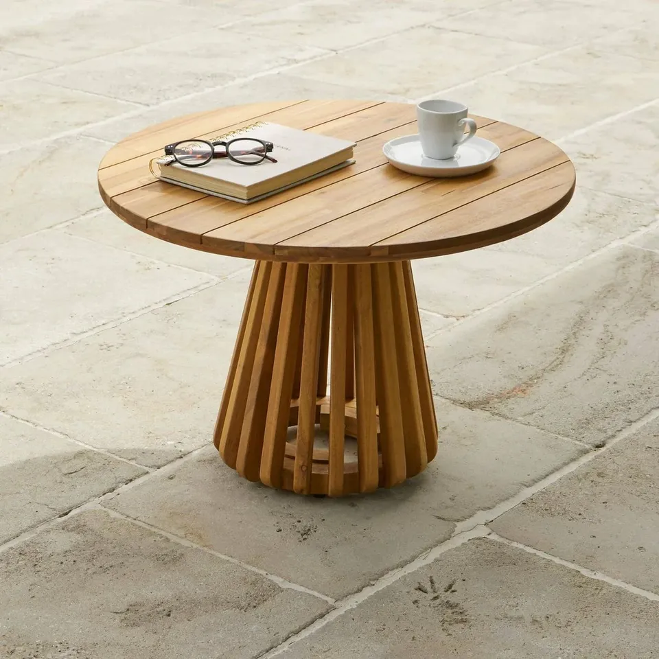 BOXED WILLOW 60CM ROUND COFFEE TABLE - WHITE ACACIA (1 BOX)