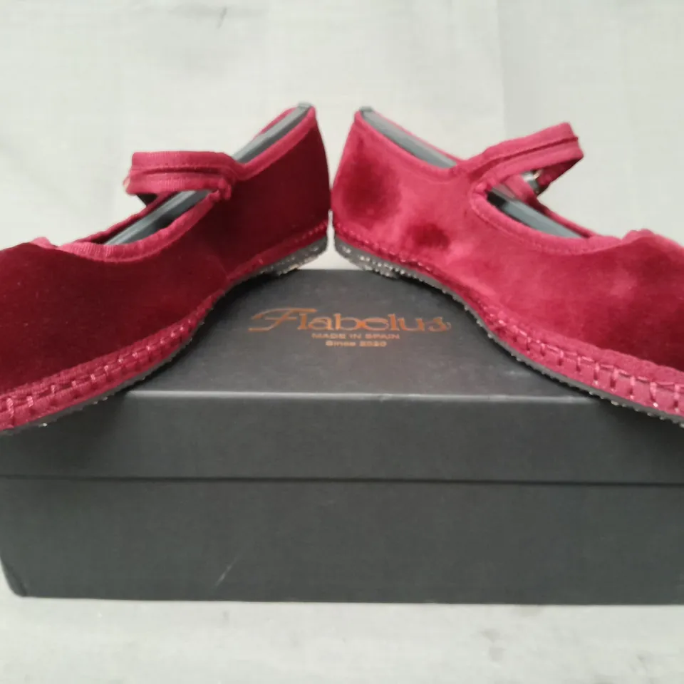 BOXED PAIR OF FLABELUS LUCRECIA SHOES IN WINE EU SIZE 37