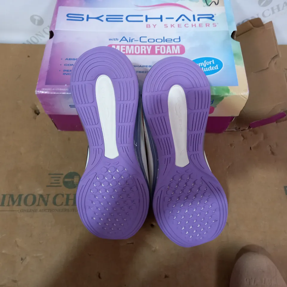 BOXED PAIR OF SKECHERS - SIZE 4.5