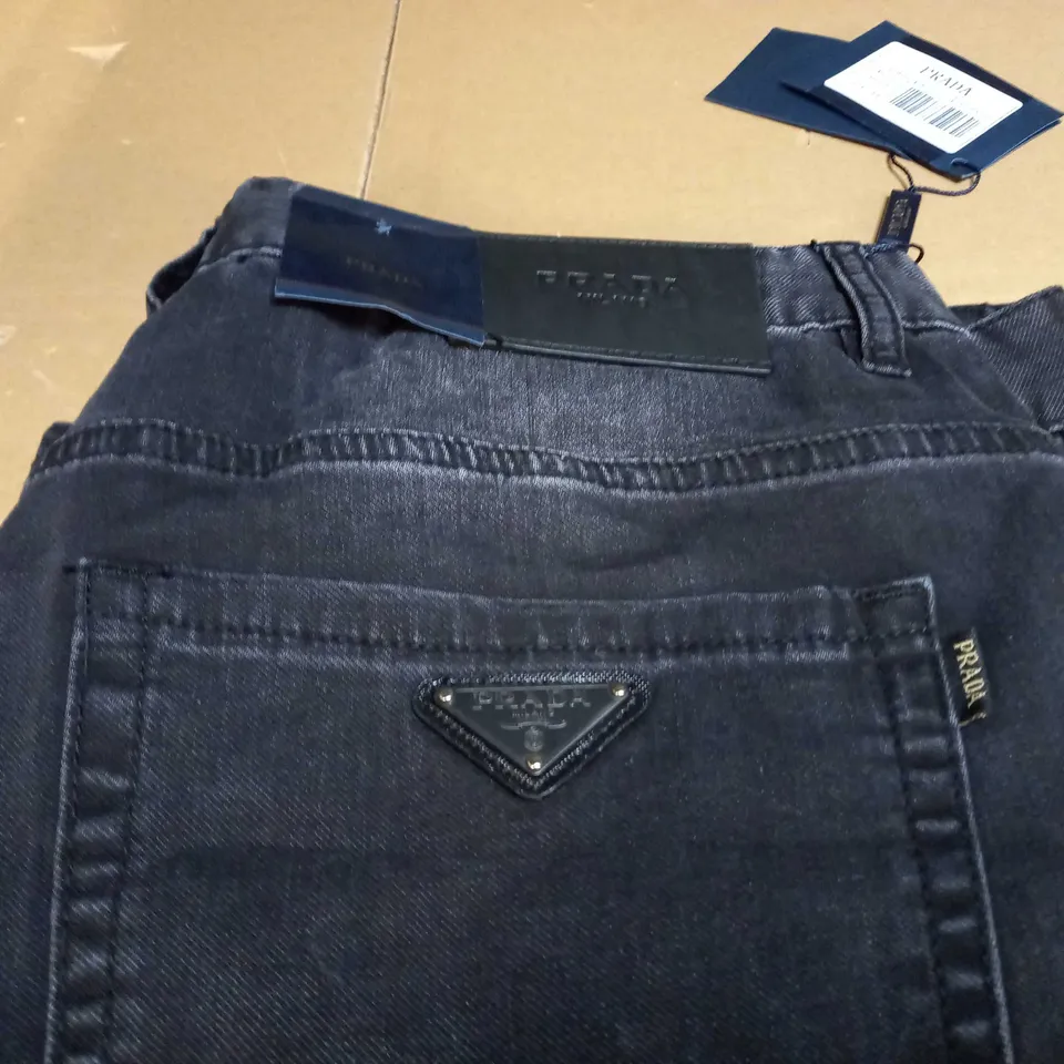 MENS PRADA DENIM JEANS SIZE W38