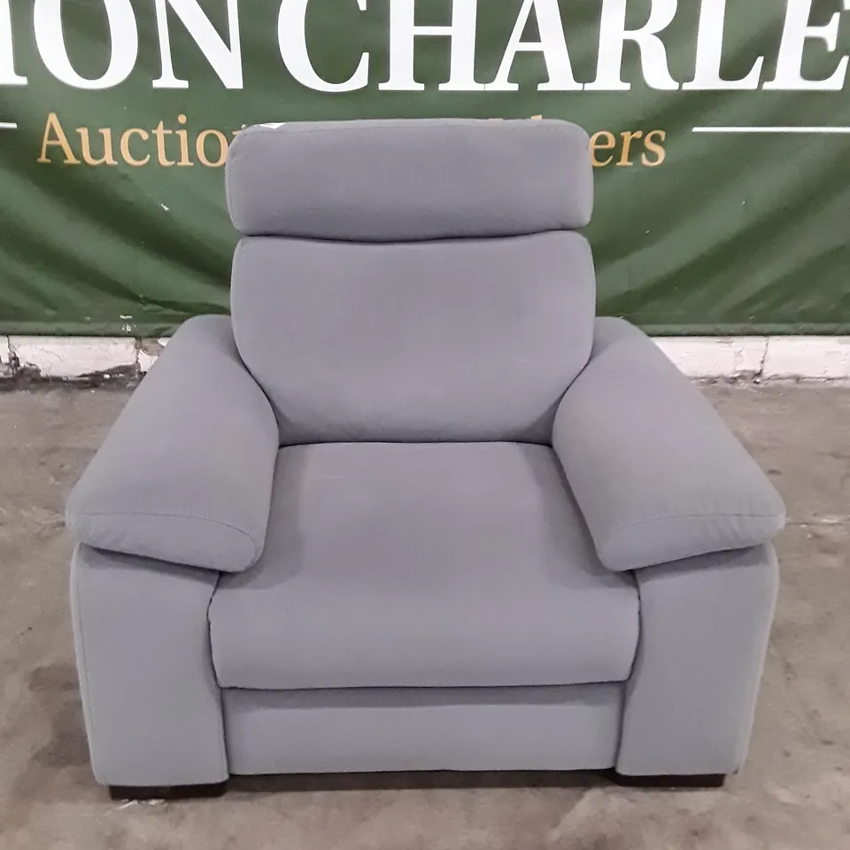 QUALITY ITALIAN DESIGNER MERRY DUE CHAIR WITH SMALL ARMS - GREY FABRIC