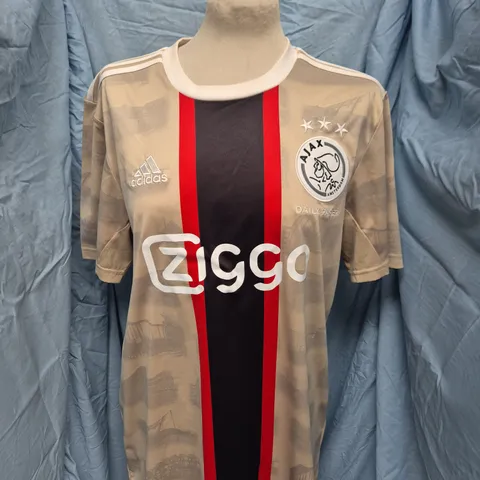 AJAX FC AWAY FOOTBALL SHIRT – SIZE M