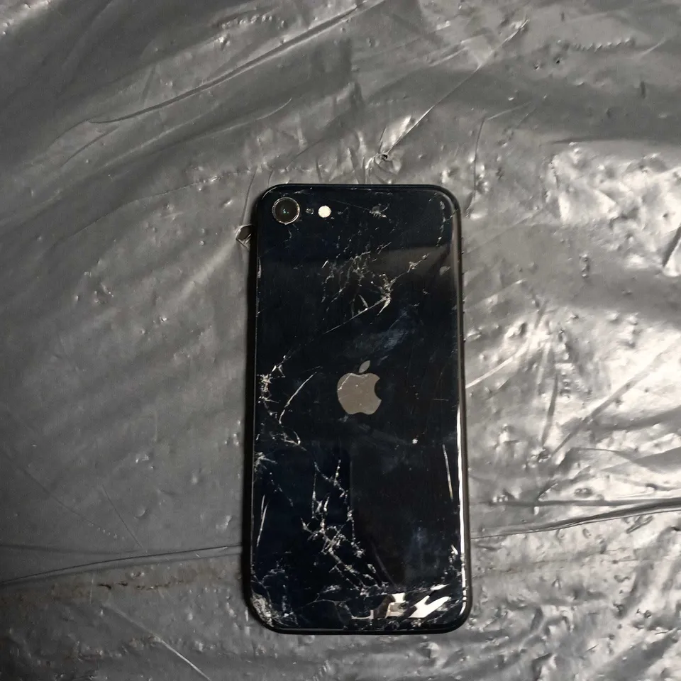 iphone 8 smashed back glass