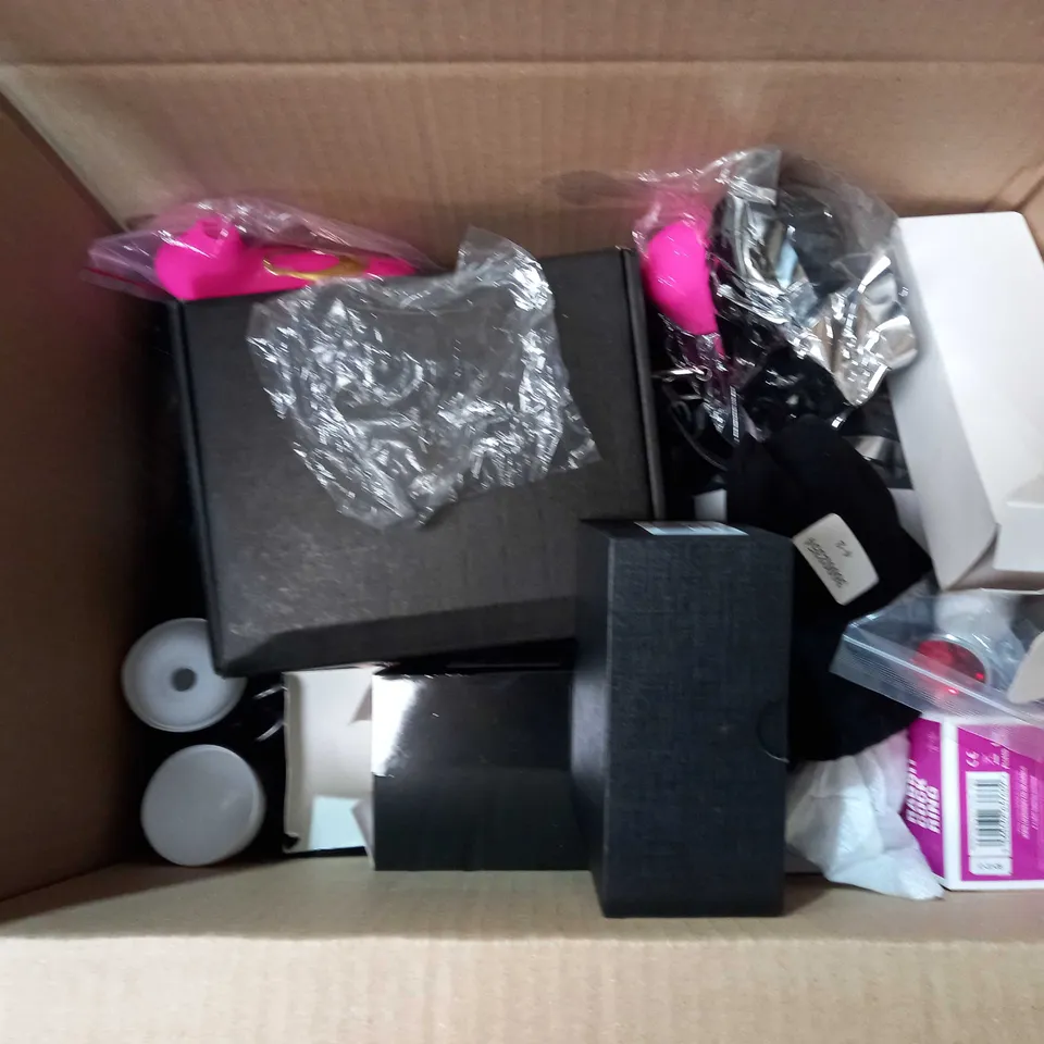 APPROXIMATELY 15 ASSORTED ADULT ITEMS TO INCLUDE BONDAGE GEAR, DUREX VIBE BULET, VIBRATOR, ETC