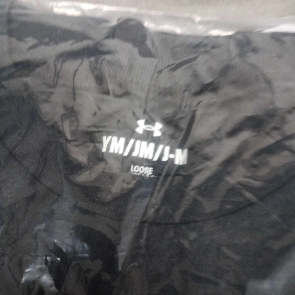 UNDER ARMOUR T-SHIRT – BLACK – SIZES M 