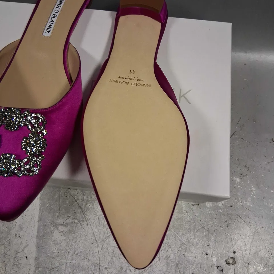 BOXED MANOLO BLAHNIK SATIN SIZE 41