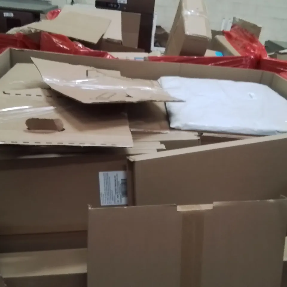 PALLET OF ASSORTED HOUSEHOLD GOODS AND PRODUCTS TO INCLUDE;SUPPORT ROD,PICTURE FRAME,WHIRLPOOL SHOWER FITTING 