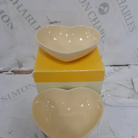 LE CREUSET SMALL HEART DISH ( SET OF 2 )