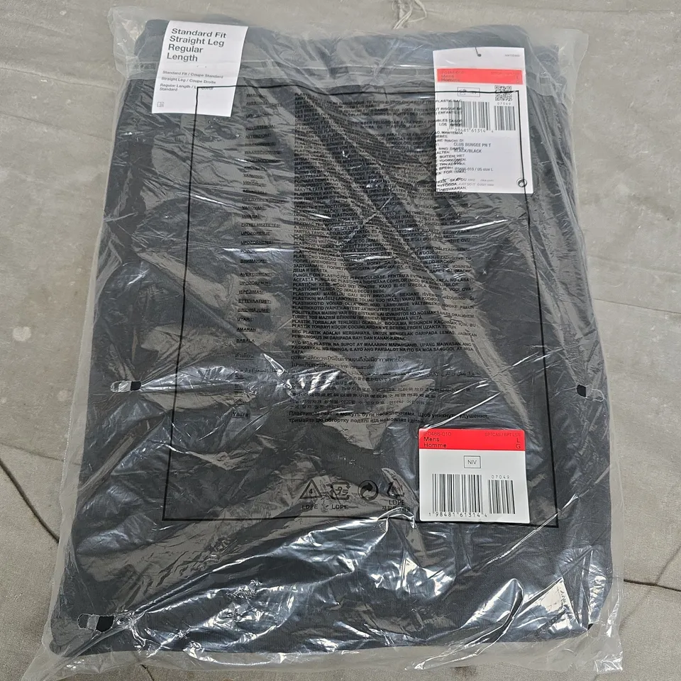 BAGGED NIKE STANDARD FIT JOGGERS IN BLACK - LARGE