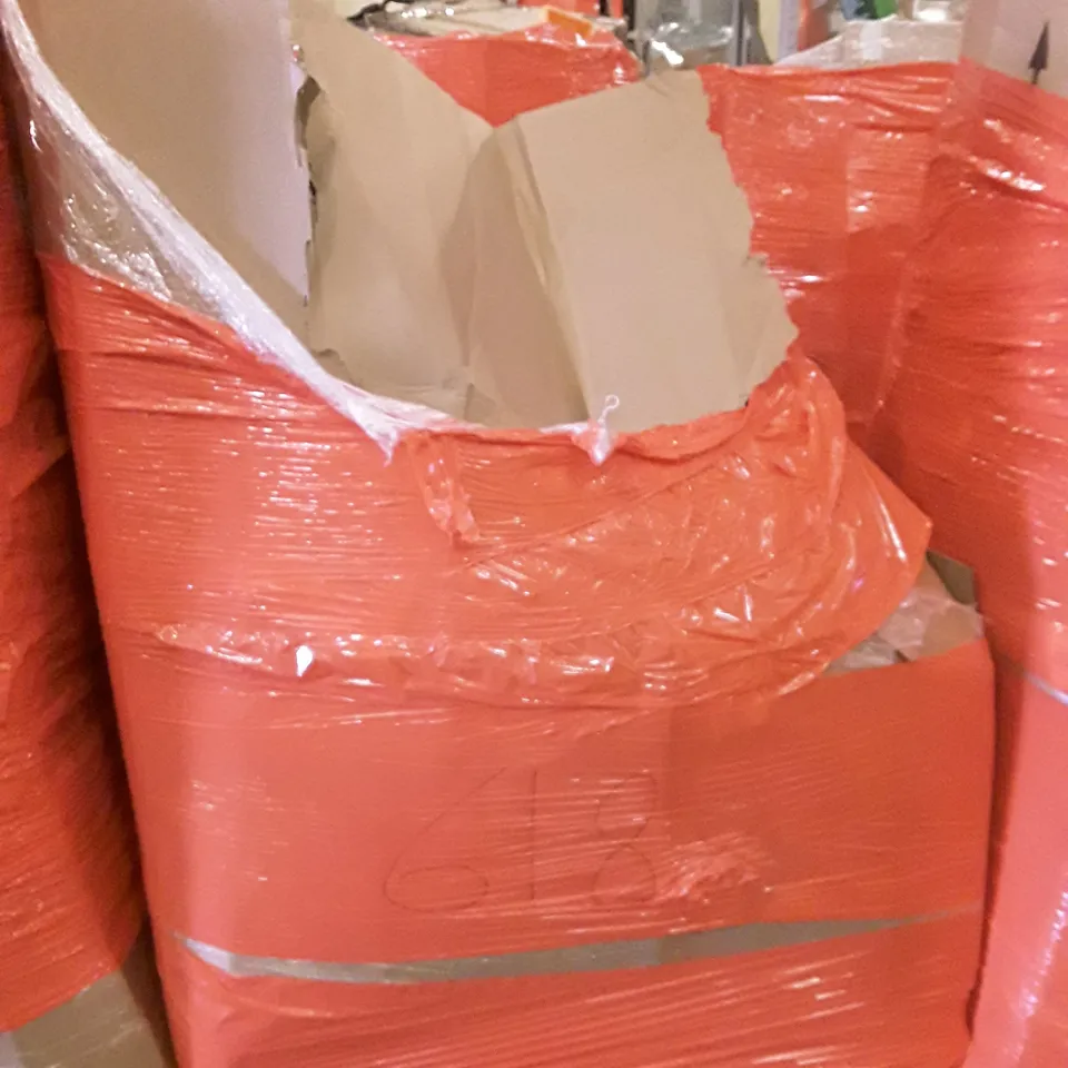 PALLET OF ASSORTED PRODUCTS INCLUDING WALL MIRROR, ALUMINIUM FRAME MAGNETIC WHITEBOARD, TOILET SEAT, HOT & COLD LAMINATOR