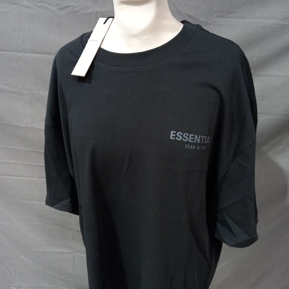 ESSENTIALS FEAR OF GOD CASUAL T-SHIRT SIZE M