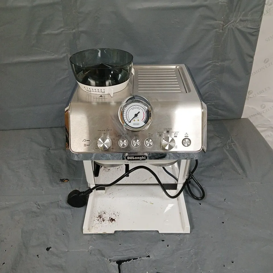 BOXED DELONGHI EC9155.W MANUAL PUMP COFFEE MACHINE