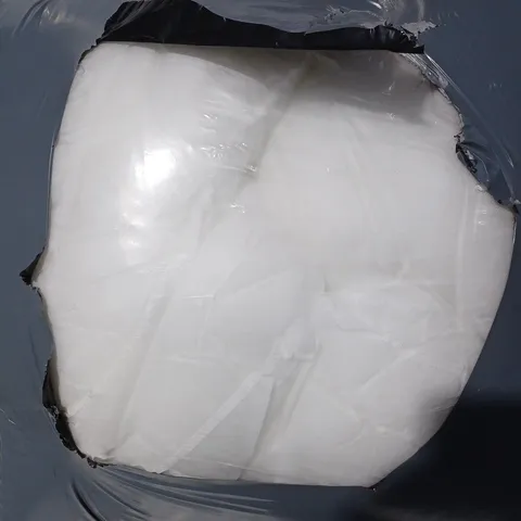 BAGGED QUILT UNKNOW SIZE