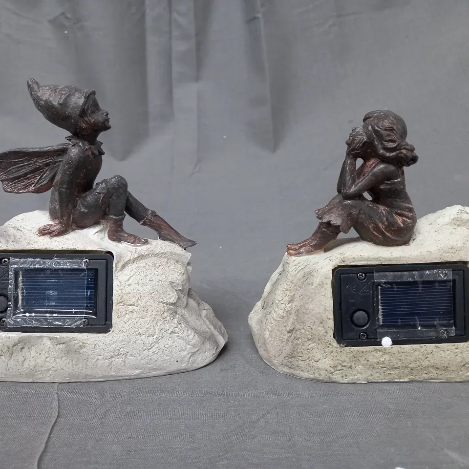 BOXED MY GARDEN STORIES SET OF 2 SOLAR LED MOON AND STAR FAIRY ROCKS