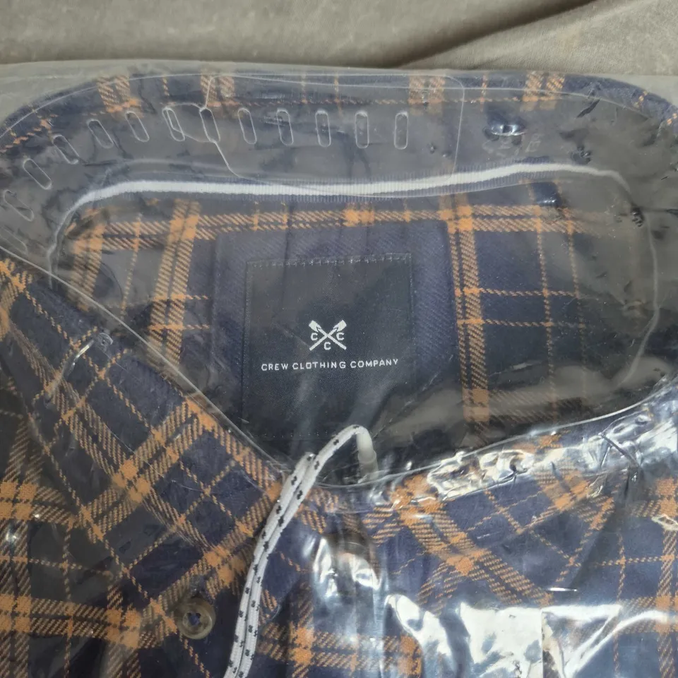 CREW CLOTHING COMPANY CLASSIC FIT WAUGHTON CHECK FLANNEL SHIRT – BLUE BISCUIT, NAVY – UK SIZE L