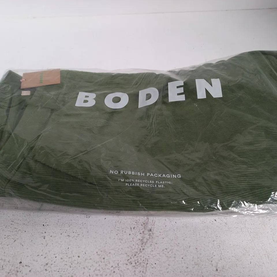 BODEN GREEN RIBBED KNITWEAR TROUSERS – UK 18L
