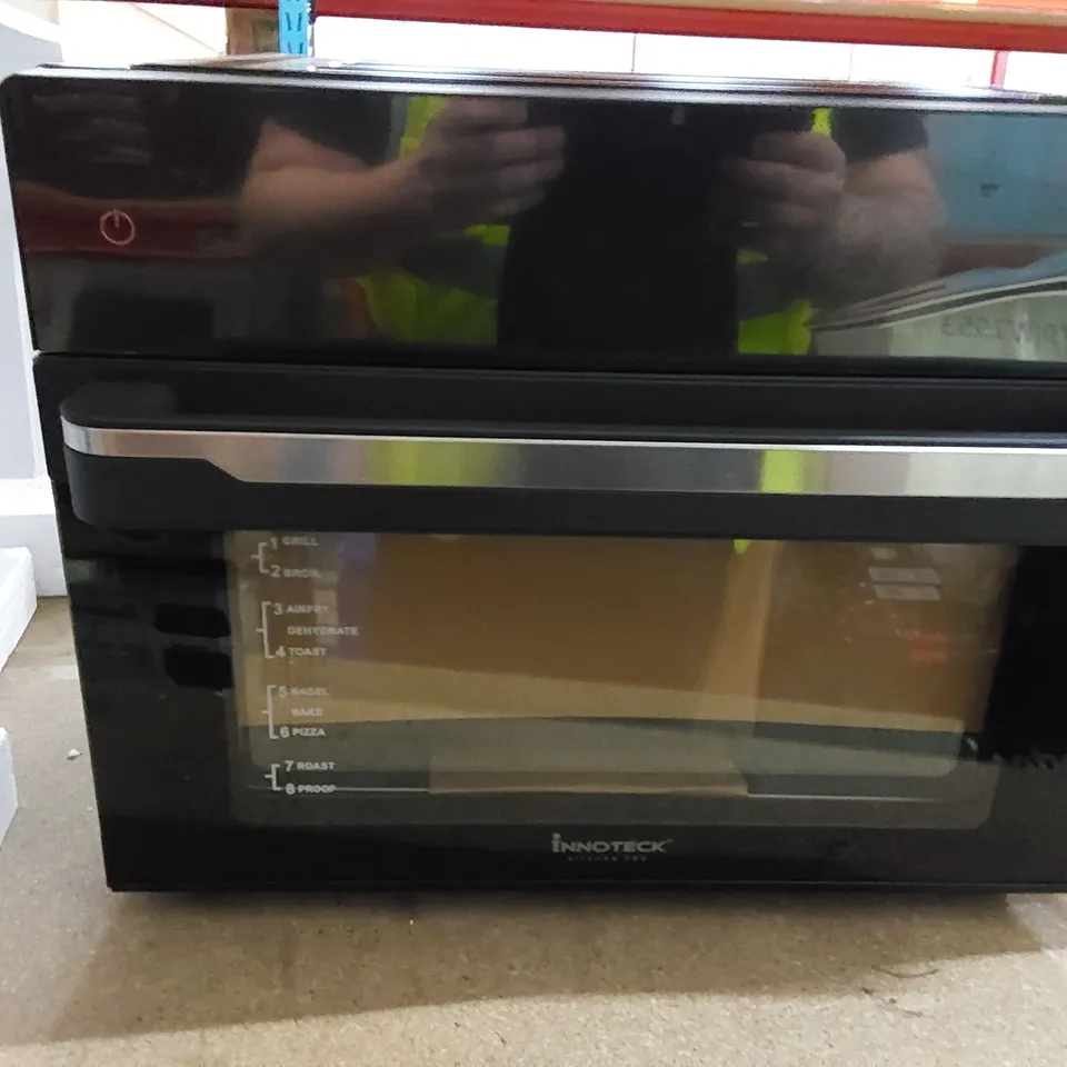 INNOTECK KITCHEN PRO 18 IN 1 30 L SMART DIGITAL AIR FRYER OVEN