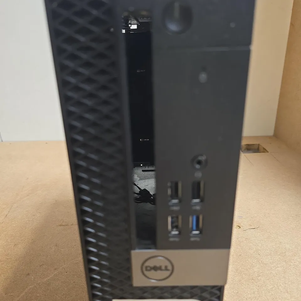 DELL OPTIPLEX 7040 DESKTOP
