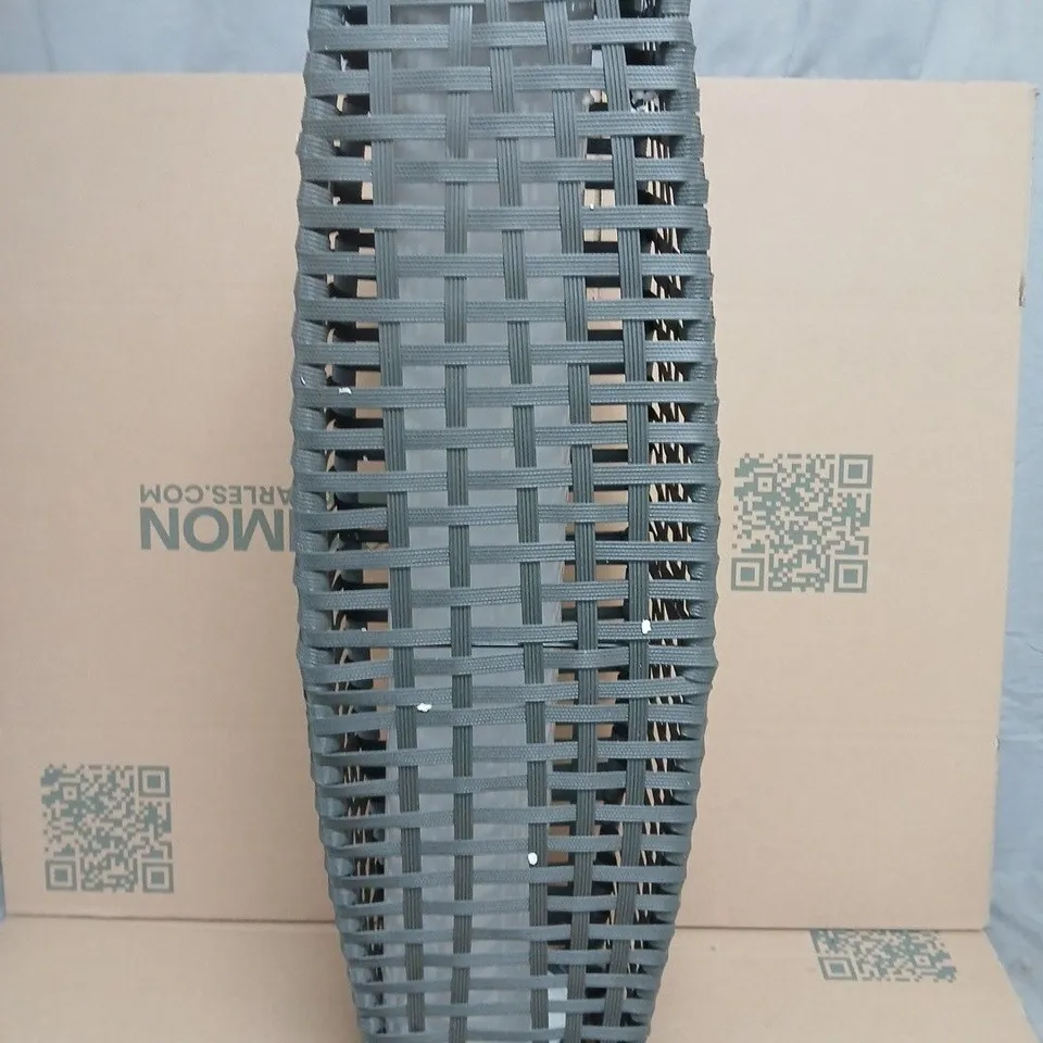BOXED 69CM GREY SOLAR LAMP 