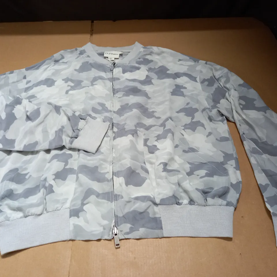 PURE DKNY LIGHTWEIGHT CAMO JACKET - P