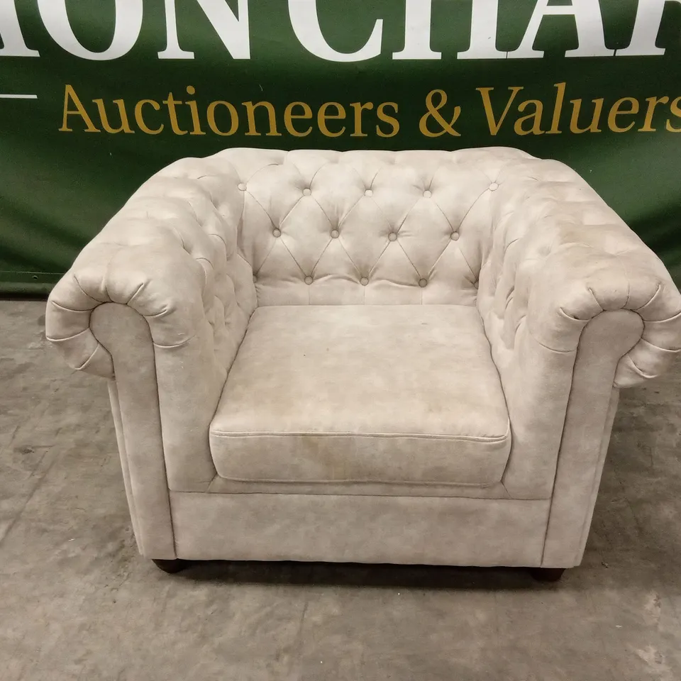 CHESTER CHESTERFIELD LEATHER LOOK ARMCHAIR - PEBBLE RRP £599