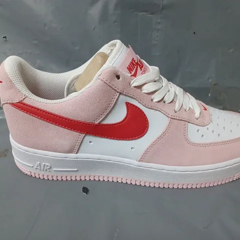 PAIR OF NIKE AIR FORCE 1 HEART TRAINERS IN PINK/WHITE
