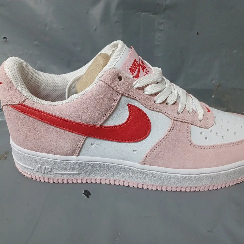 PAIR OF NIKE AIR FORCE 1 HEART TRAINERS IN PINK/WHITE