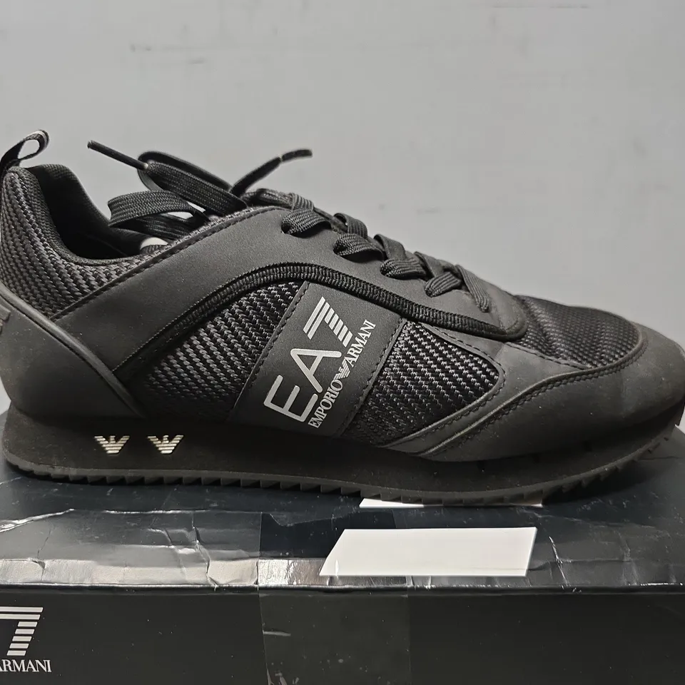 BOXED EA7 EMPORIO ARMANI SNEAKER IN BLACK - UK 8 