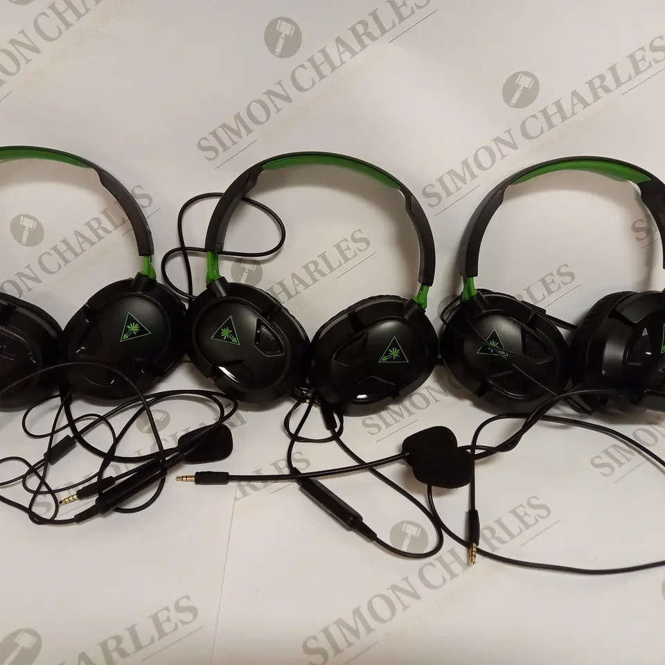 BOX OF 3 TURTLE BEACH RECON 50X WIRED GAMING HEADSETS FOR XBOX 
