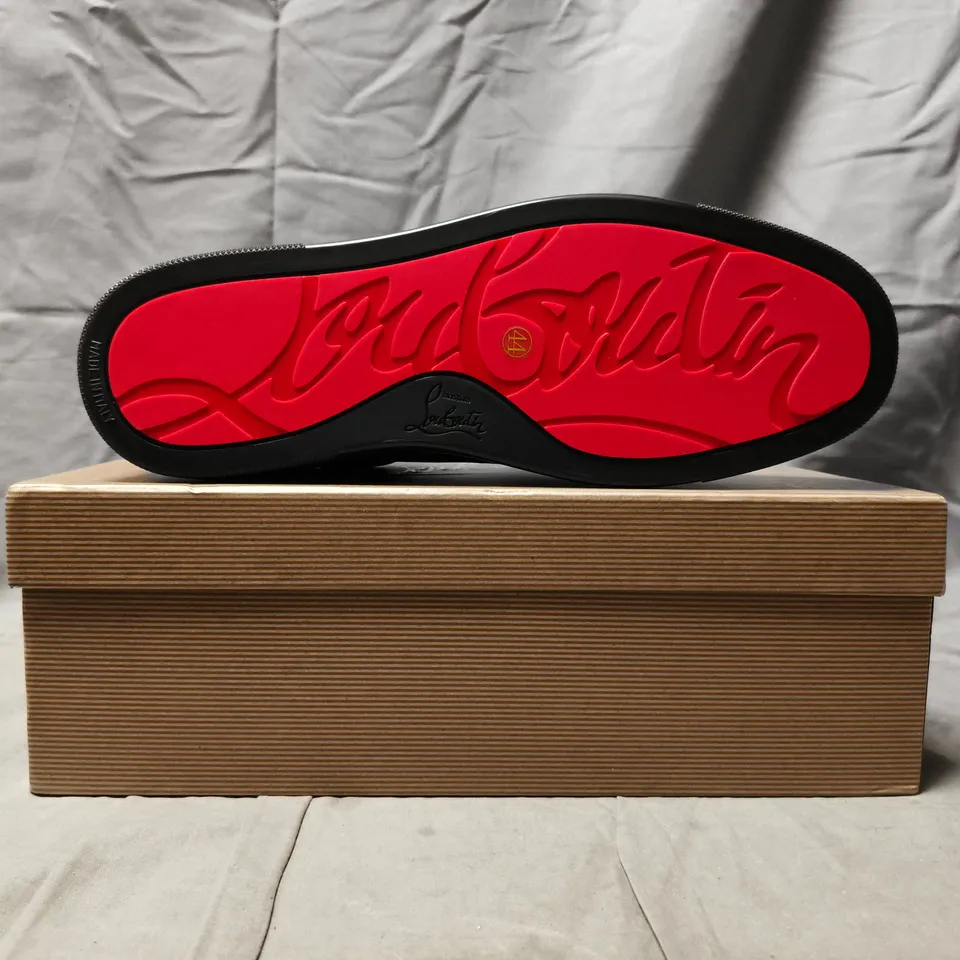 BOXED PAIR OF CHRISTIAN LOUBOUTIN LACE UP SHOES IN BLACK SIZE EU 44