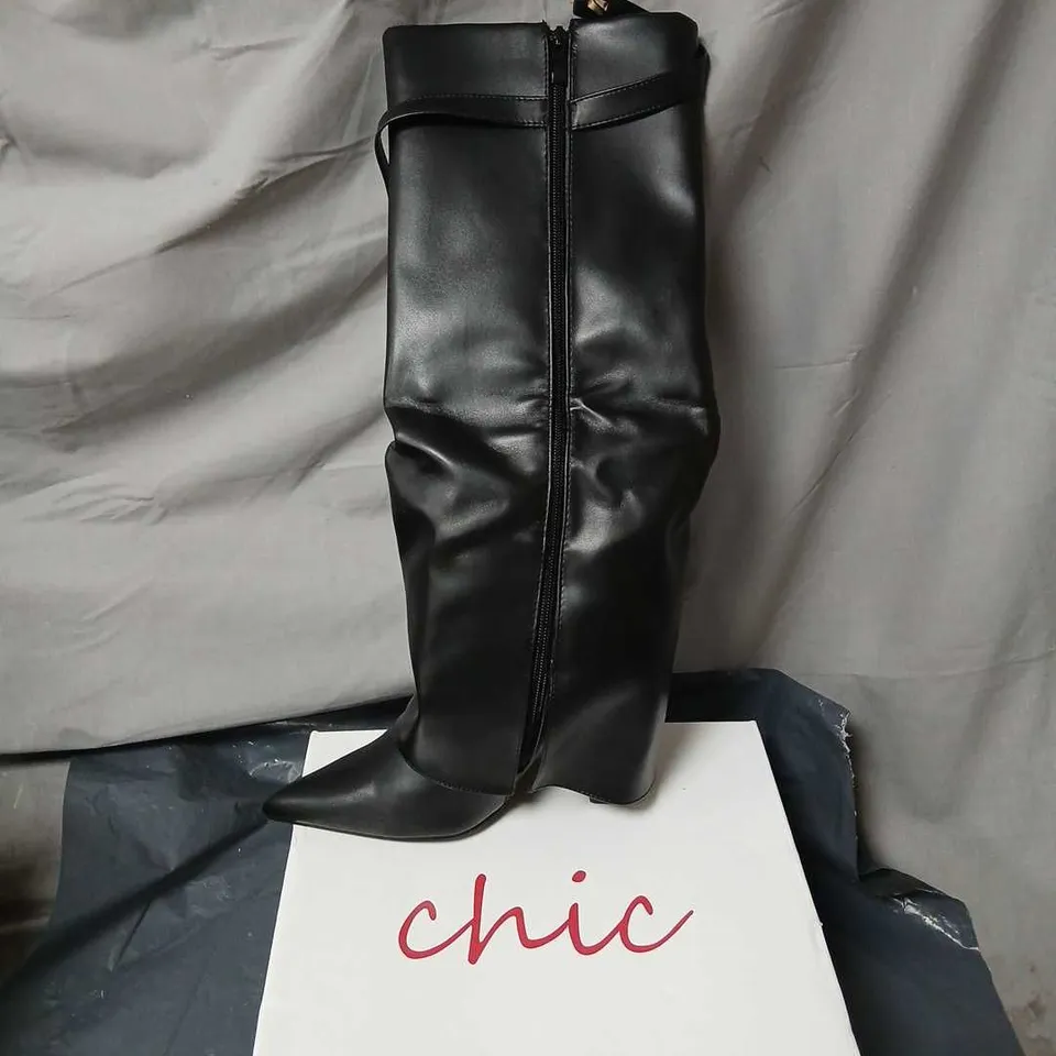 CHIC PK302 BLACK PU KNEE-HIGH BOOTS – UK4 / EU37 (US6)